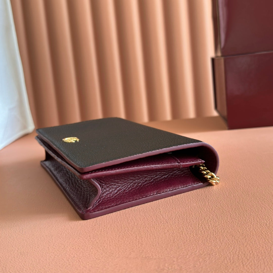 GUCCI 26S  MARMONT BAG 20 IN BLACK CALFSKIN