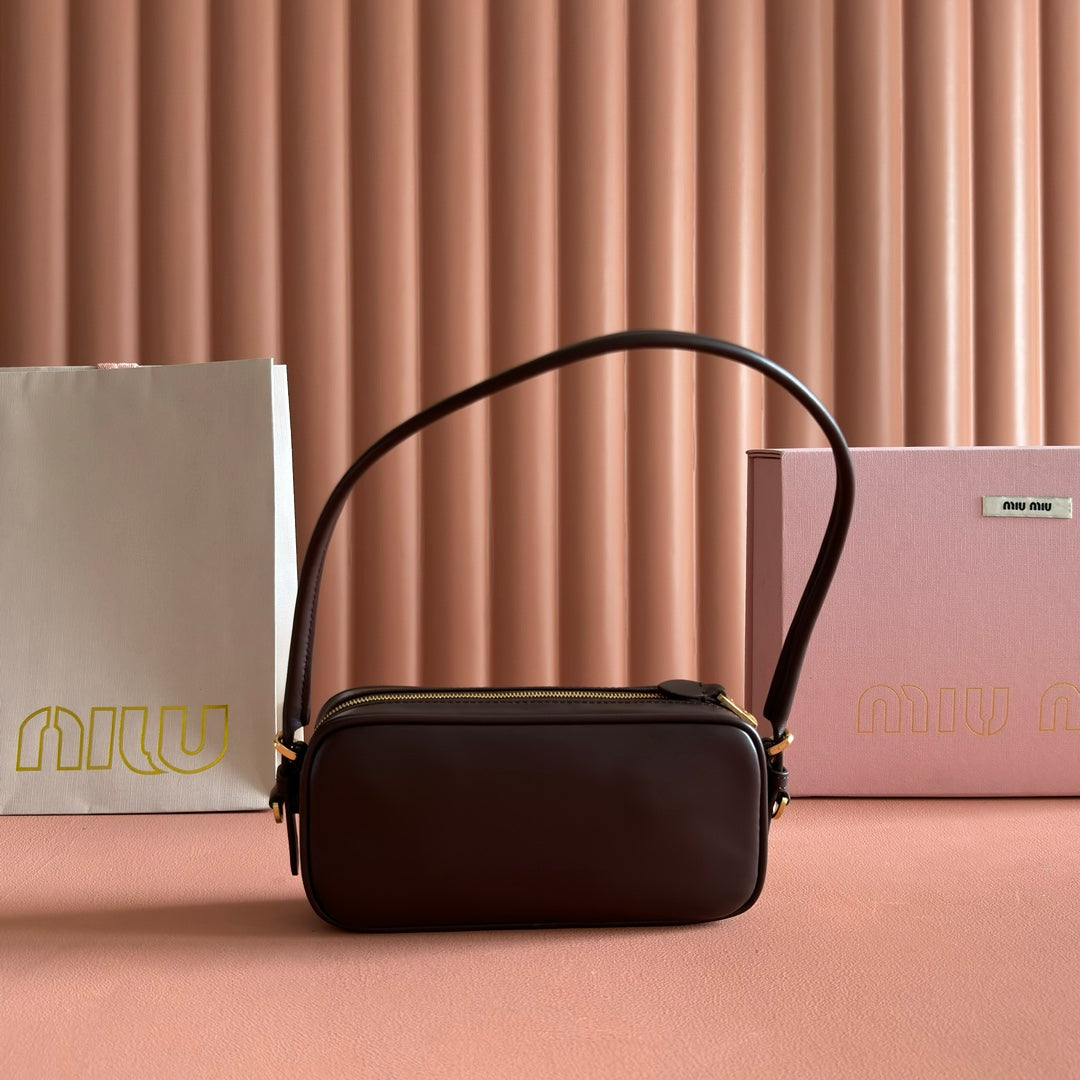 MIUMIU 26S POUCH BAG 20 IN DARK BROWN CALFSKIN GOLD HARDWARE