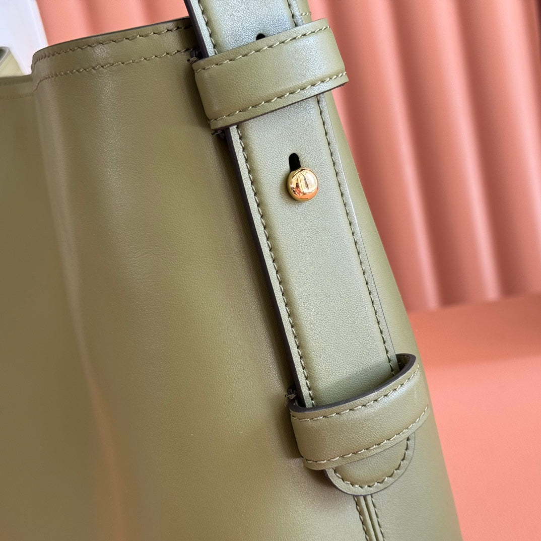 GUCCI 26S BEATRIX LARGE TOTE BAG 35 CM IN SAGE GREEN CALFSKIN