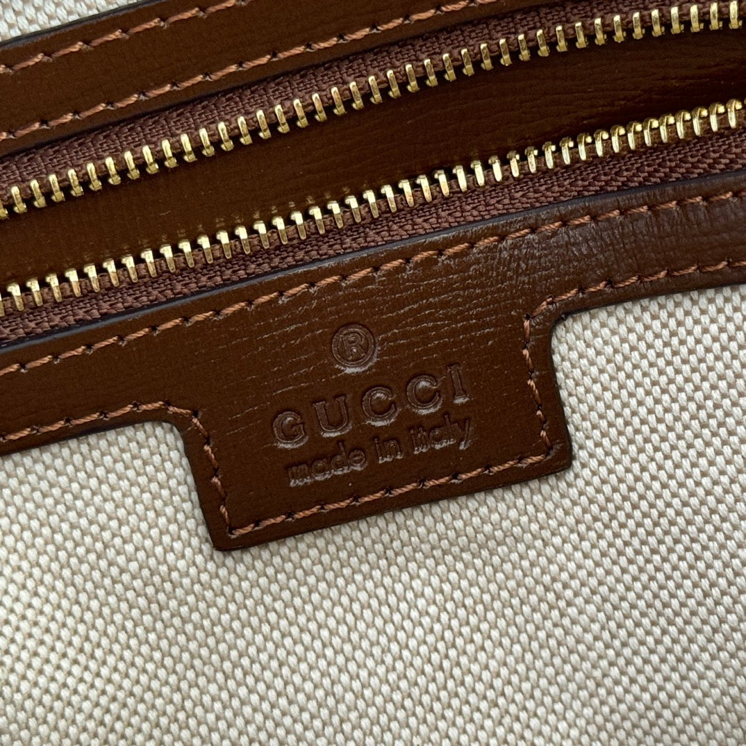 GUCCI 26S SHOULDER BAG 25 IN DARK BEIGE AND BROWN COATED CANVAS