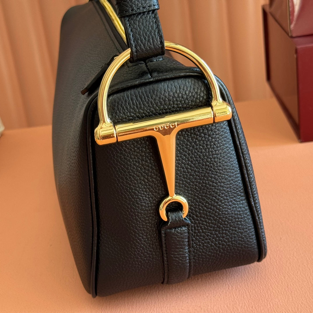 GUCCI 26S SHOULDER BAG 31 IN BLACK CALFSKIN
