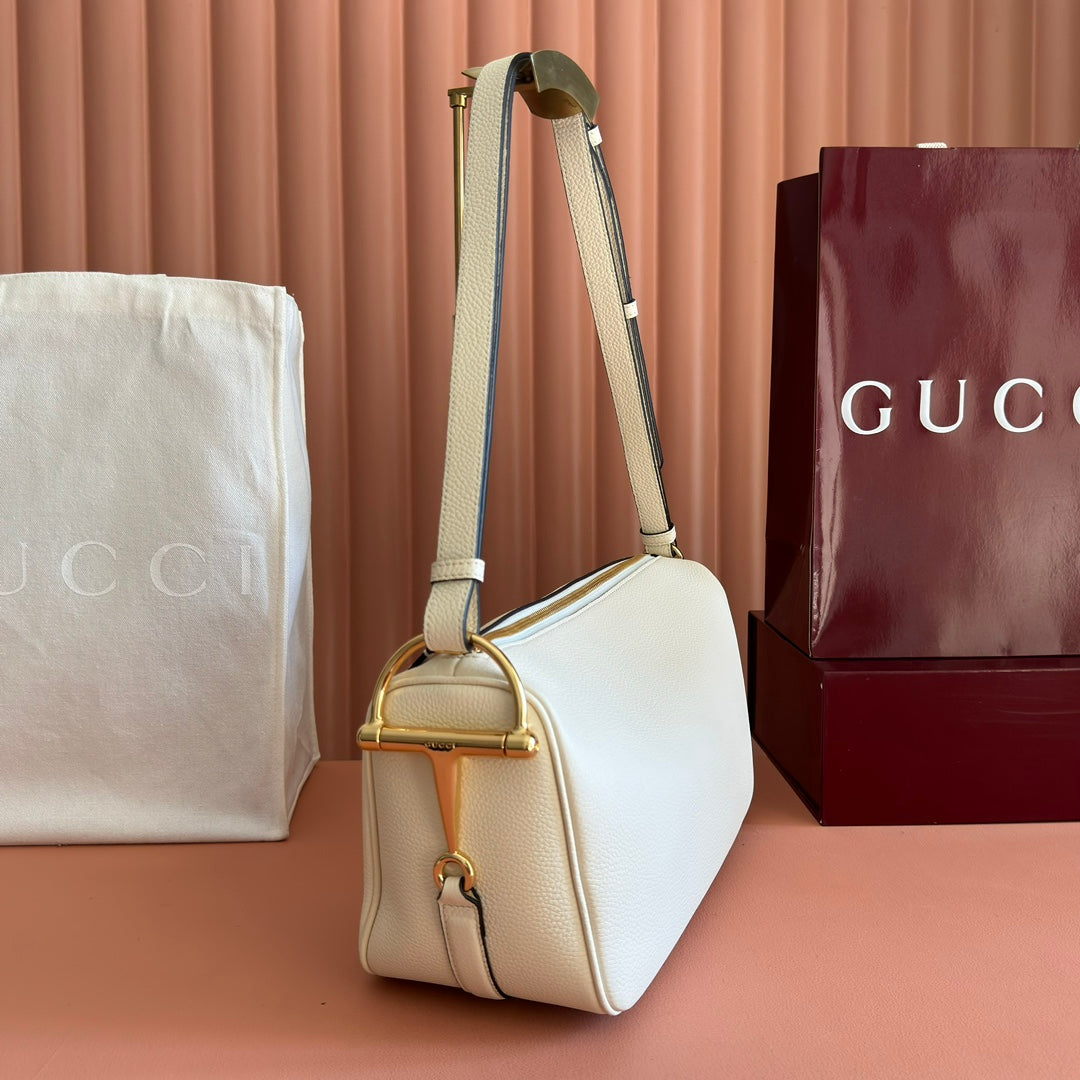 GUCCI 26S SHOULDER BAG 31 IN CREAM WHITE CALFSKIN