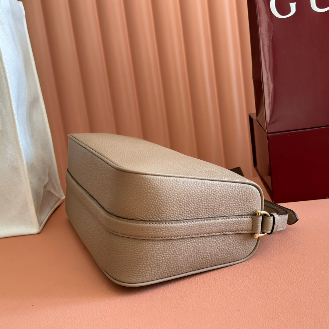 GUCCI 26S SHOULDER BAG 31 IN LIGHT EARTH BROWN CALFSKIN