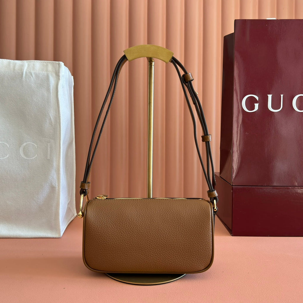 GUCCI 26S SHOULDER BAG 19 IN BROWN CALFSKIN