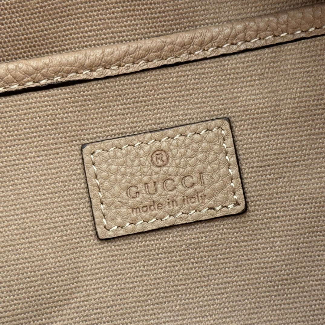 GUCCI 26S SHOULDER BAG 38 IN LIGHT BROWN CALFSKIN