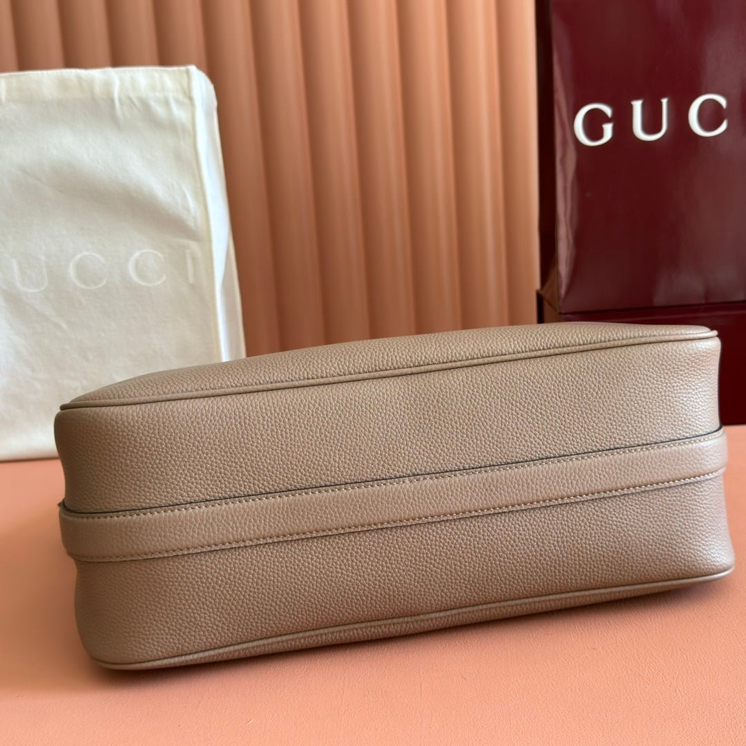 GUCCI 26S SHOULDER BAG 38 IN LIGHT BROWN CALFSKIN