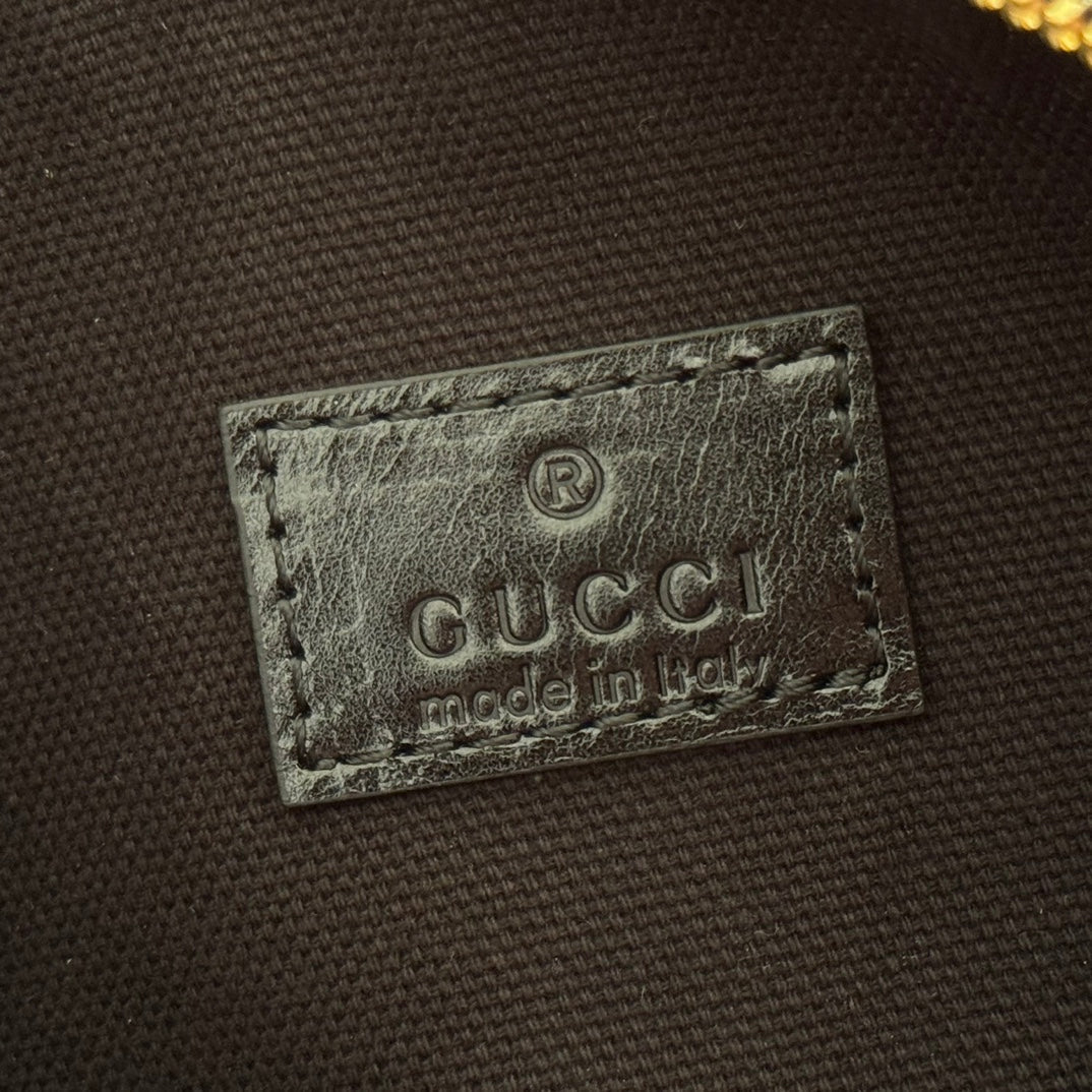 GUCCI 26S SHOULDER BAG 19 IN BLACK SHINY CALFSKIN
