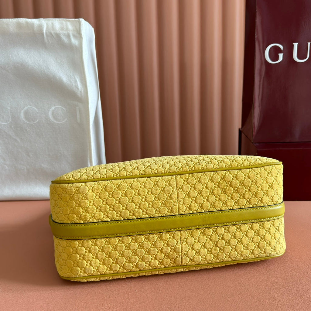 GUCCI 26S SHOULDER BAG 31 IN YELLOW EMBOSSED SUEDE