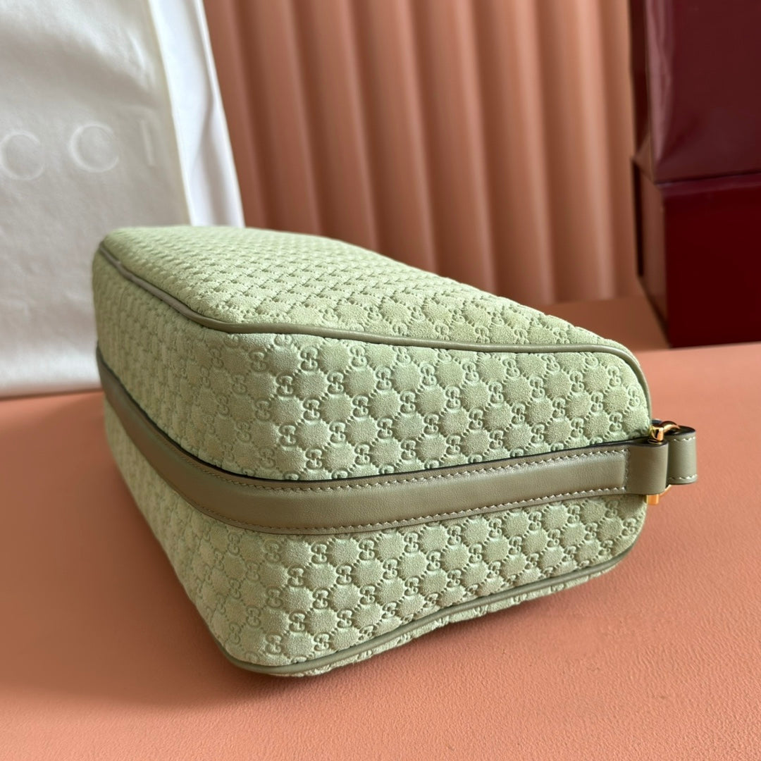 GUCCI 26S SHOULDER BAG 31 IN LIGHT GREEN EMBOSSED SUEDE
