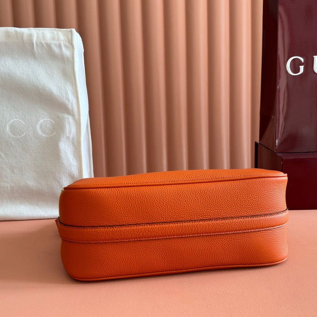 GUCCI 26S SHOULDER BAG 31 IN ORANGE CALFSKIN