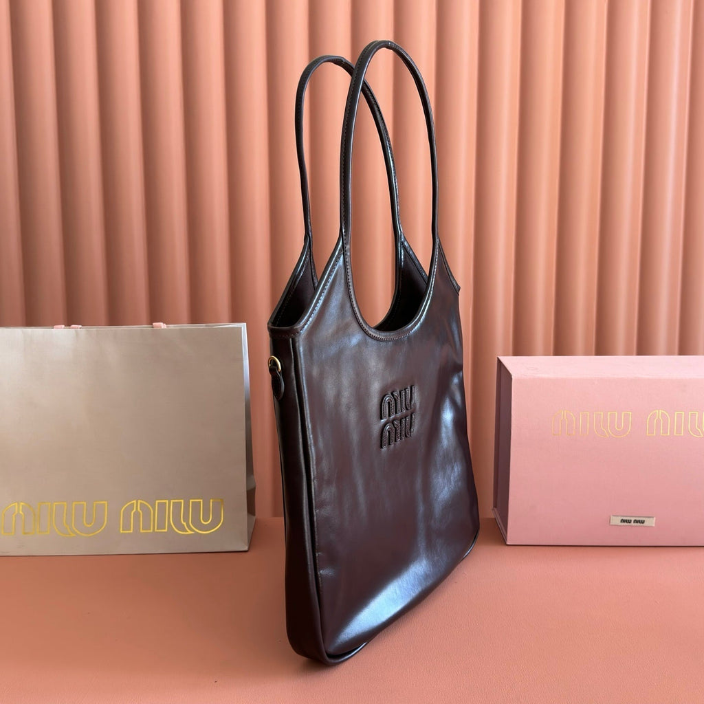 MIUMIU 26S IVY 40 TOTE IN DARK BROWN PATENT CALFSKIN