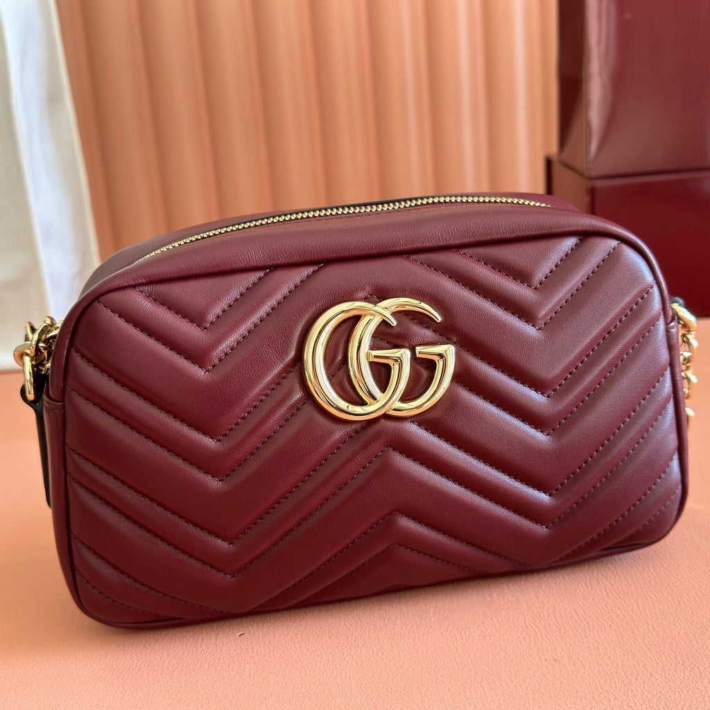 GUCCI 26S  MARMONT SHOULDER BAG 24 IN DARK RED CALFSKIN