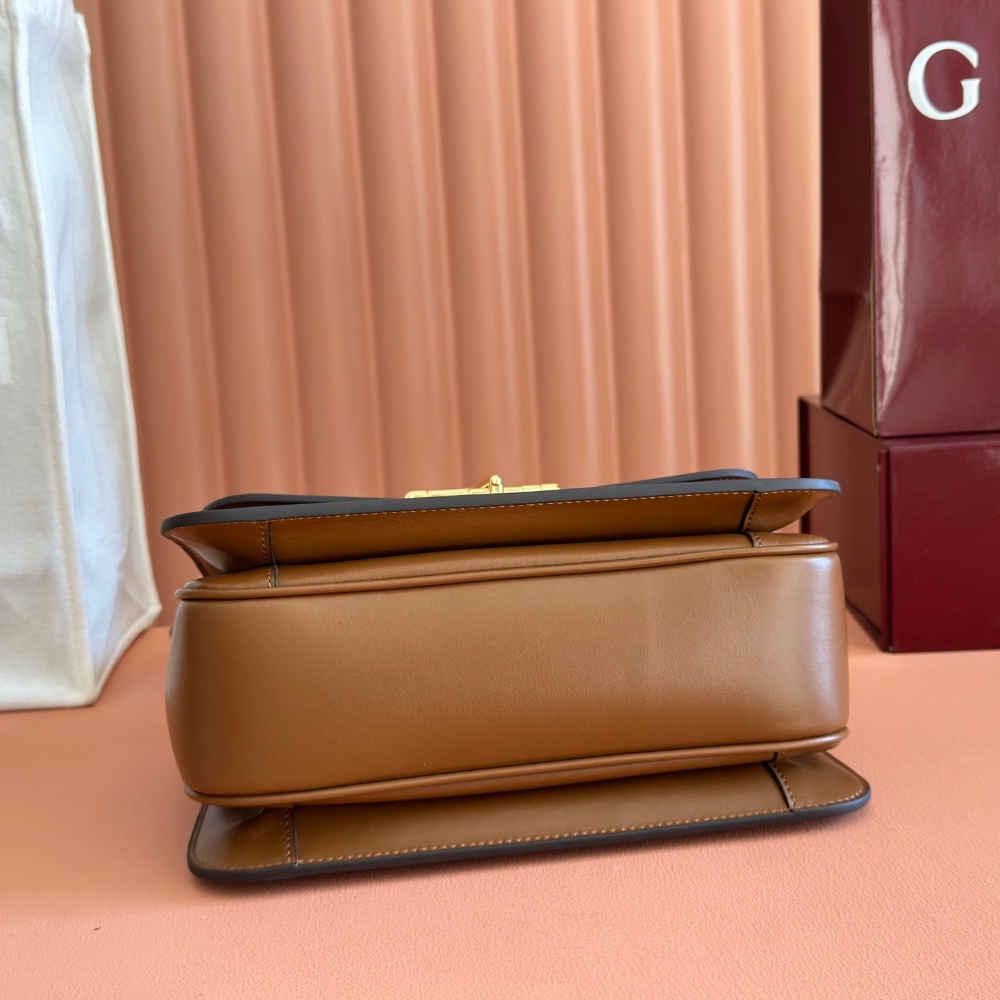 GUCCI 26S SIENA TOP HANDLE BAG 25 IN BROWN CALFSKIN