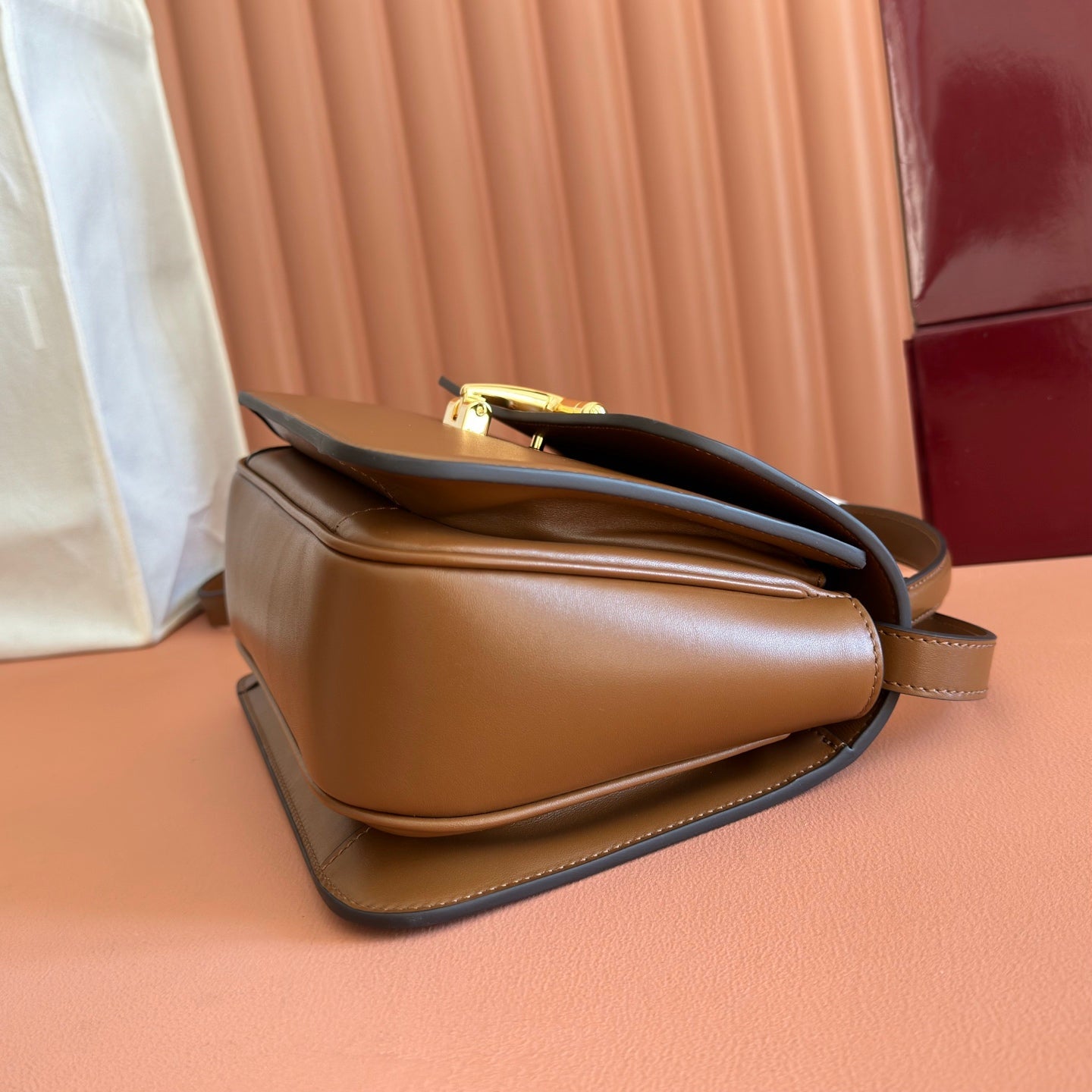 GUCCI 26S SIENA TOP HANDLE BAG 25 IN BROWN CALFSKIN