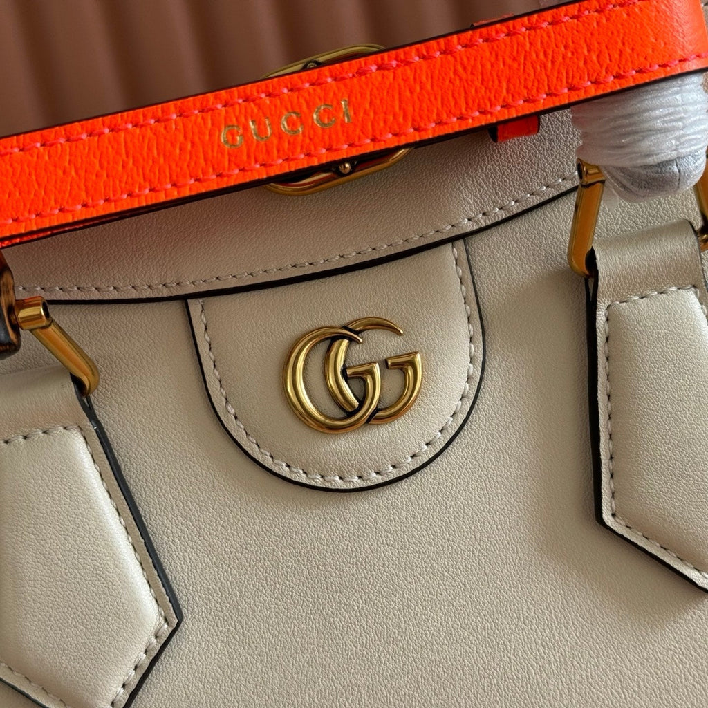 GUCCI 26S DIANA TOTE BAG 27 IN CREAM WHITE CALFSKIN