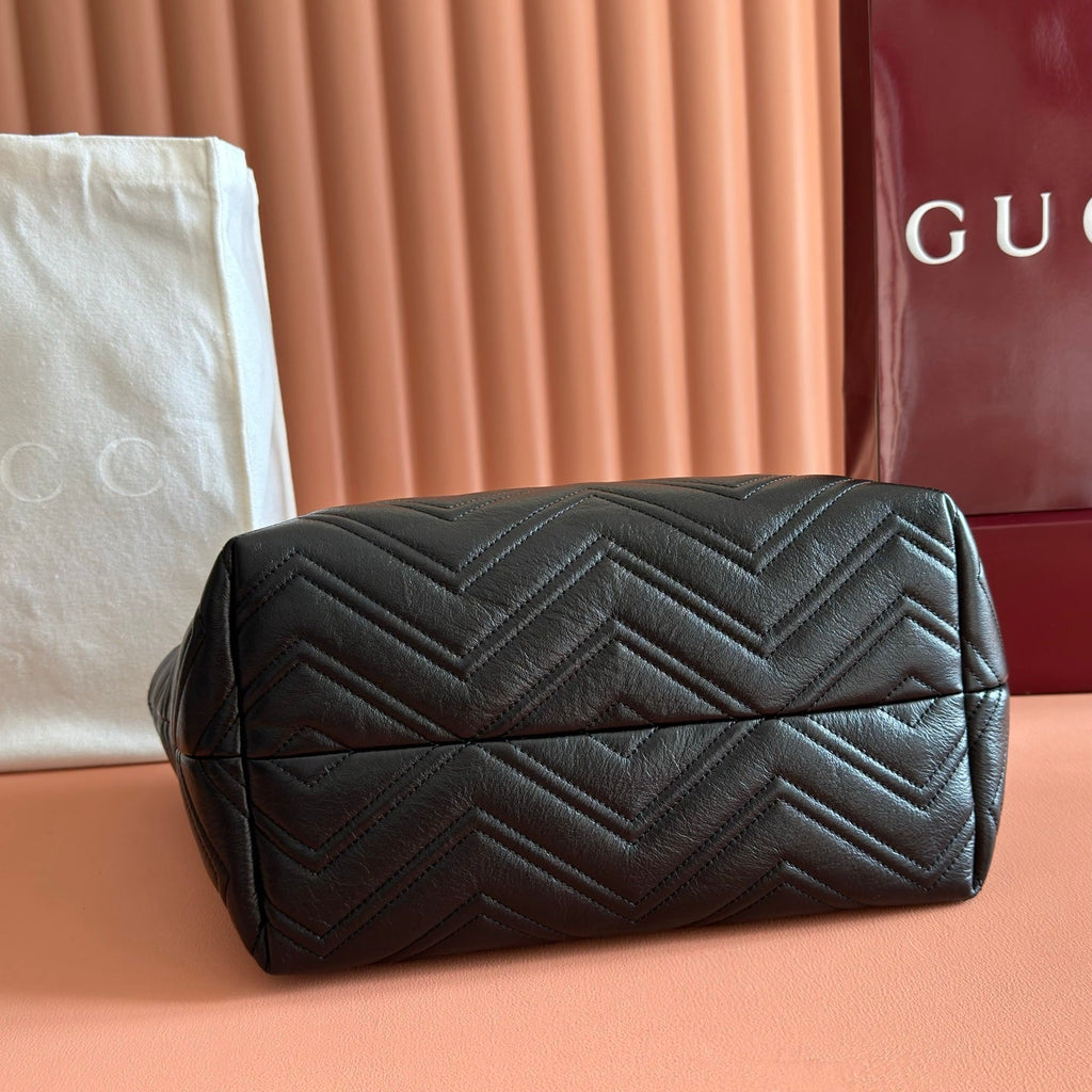 GUCCI 26S  MARMONT TOTE BAG 30 IN BLACK CALFSKIN