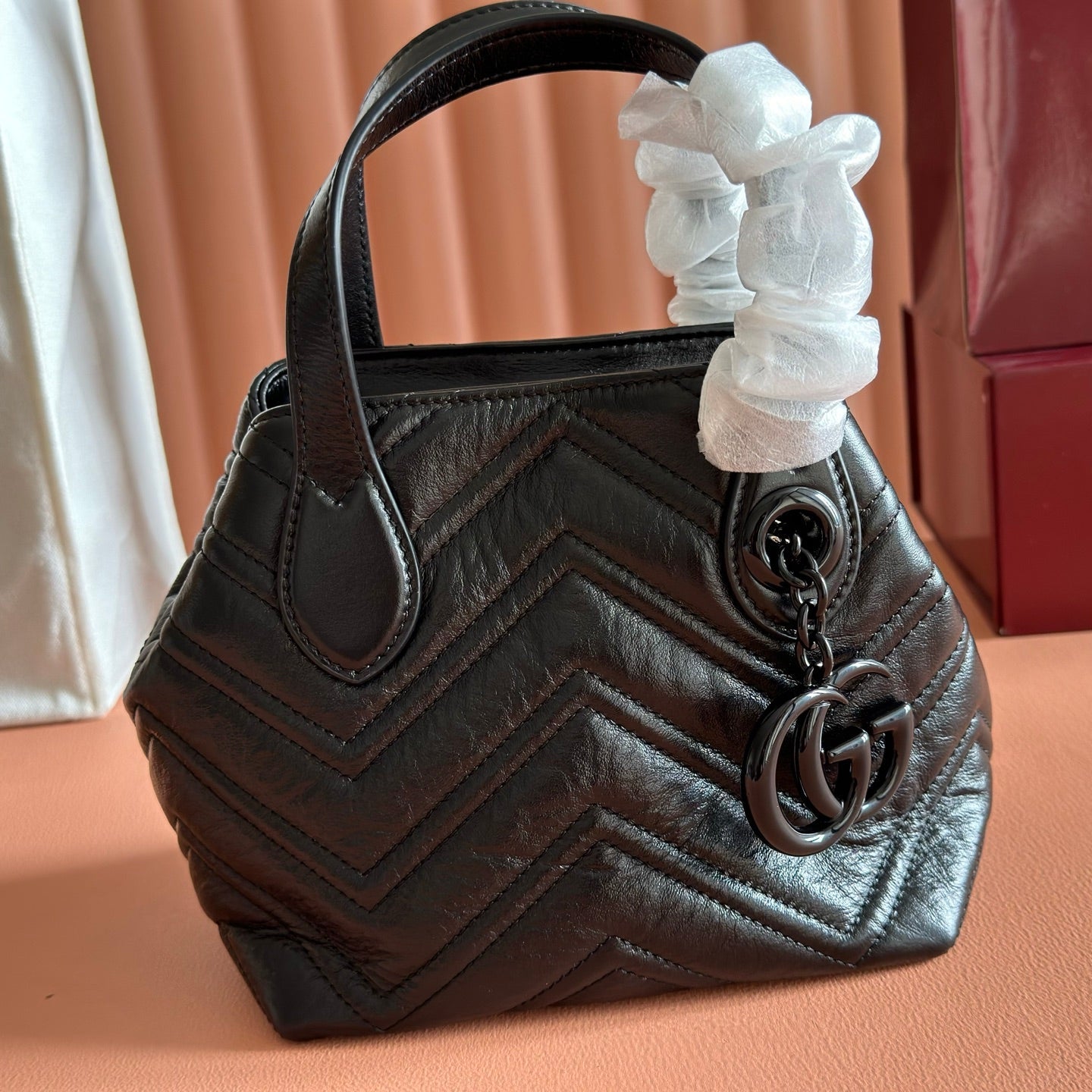 GUCCI 26S  MARMONT TOTE BAG 17 IN BLACK CALFSKIN