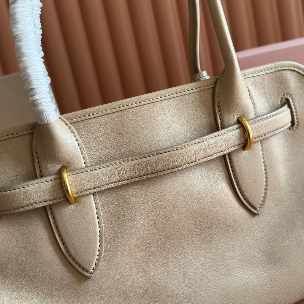 MIUMIU 26S BORSA AVENTURE BAG 44 IN DARK BEIGE LAMBSKIN GOLD HARDWARE