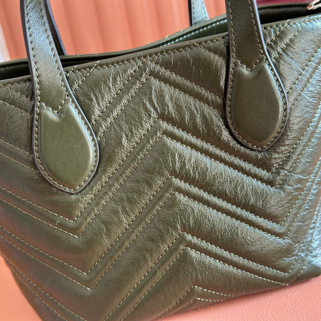 GUCCI 26S  MARMONT TOTE BAG 17 IN MOSS GREEN CALFSKIN