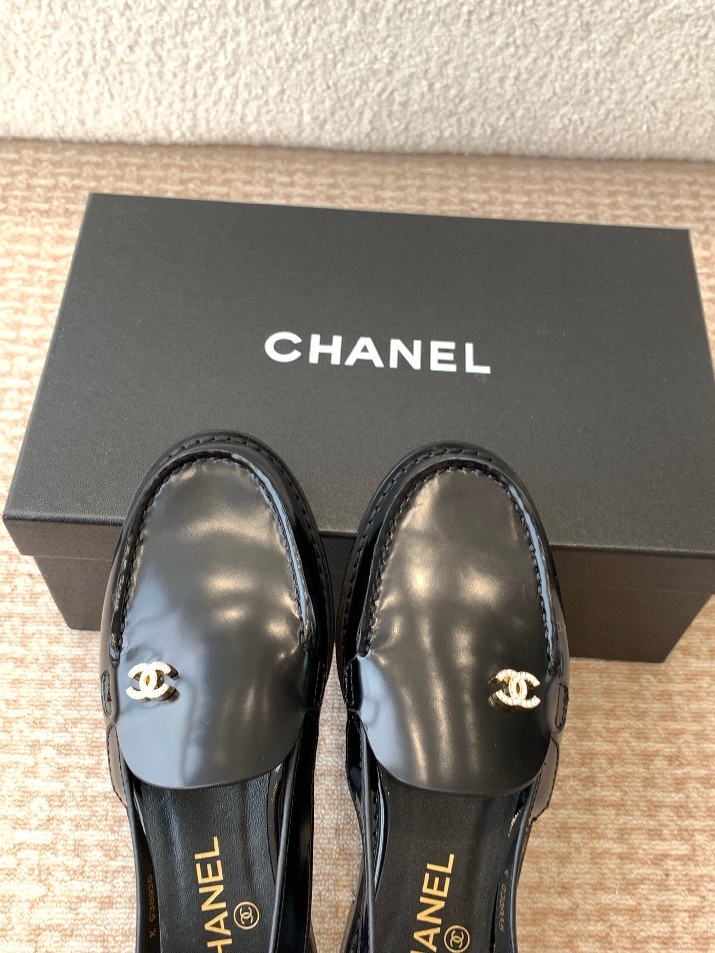 CHANEL MOASIN SLINGBACK IN BLACK PATENT CALFSKIN