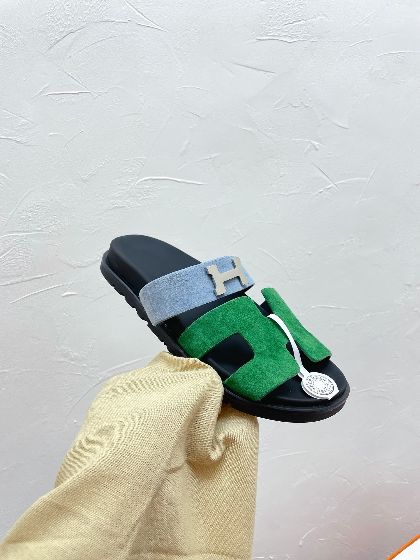 HERMES CHYPRE SANDAL OCEAN MIX SKY SUEDE WITH H BUCKLE