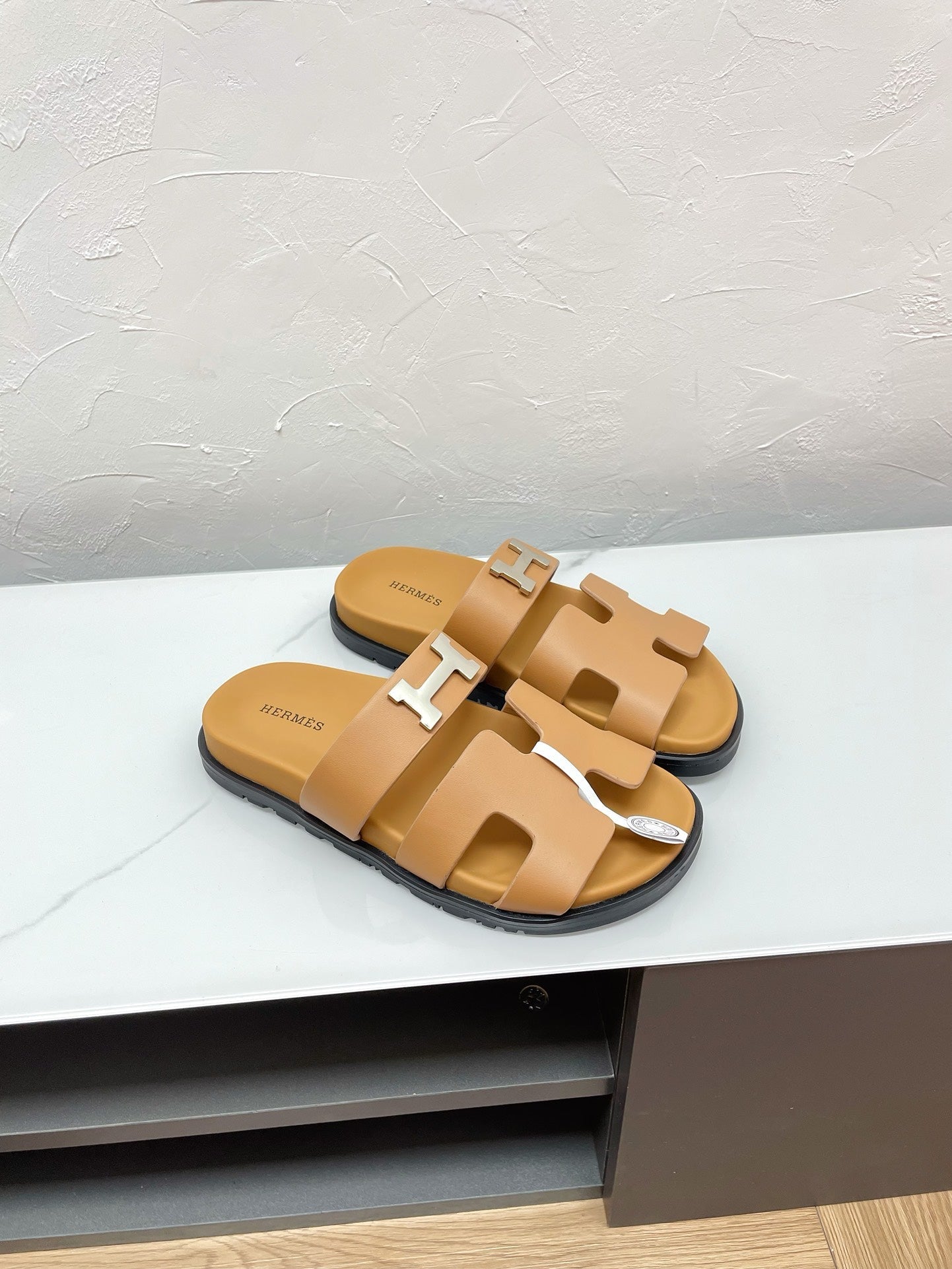 HERMES CHYPRE SANDAL COPPER LAMBSKIN WITH H BUCKLE