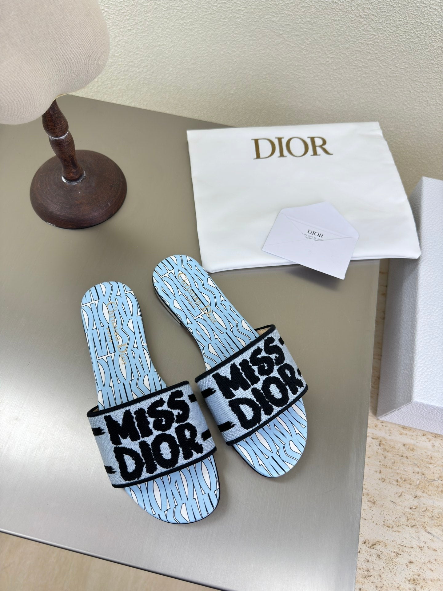 DIOR DWAY SLIDE EMBROIDERED COTTON AND POWDER BLUE MISS  ALLOVER MOTIF