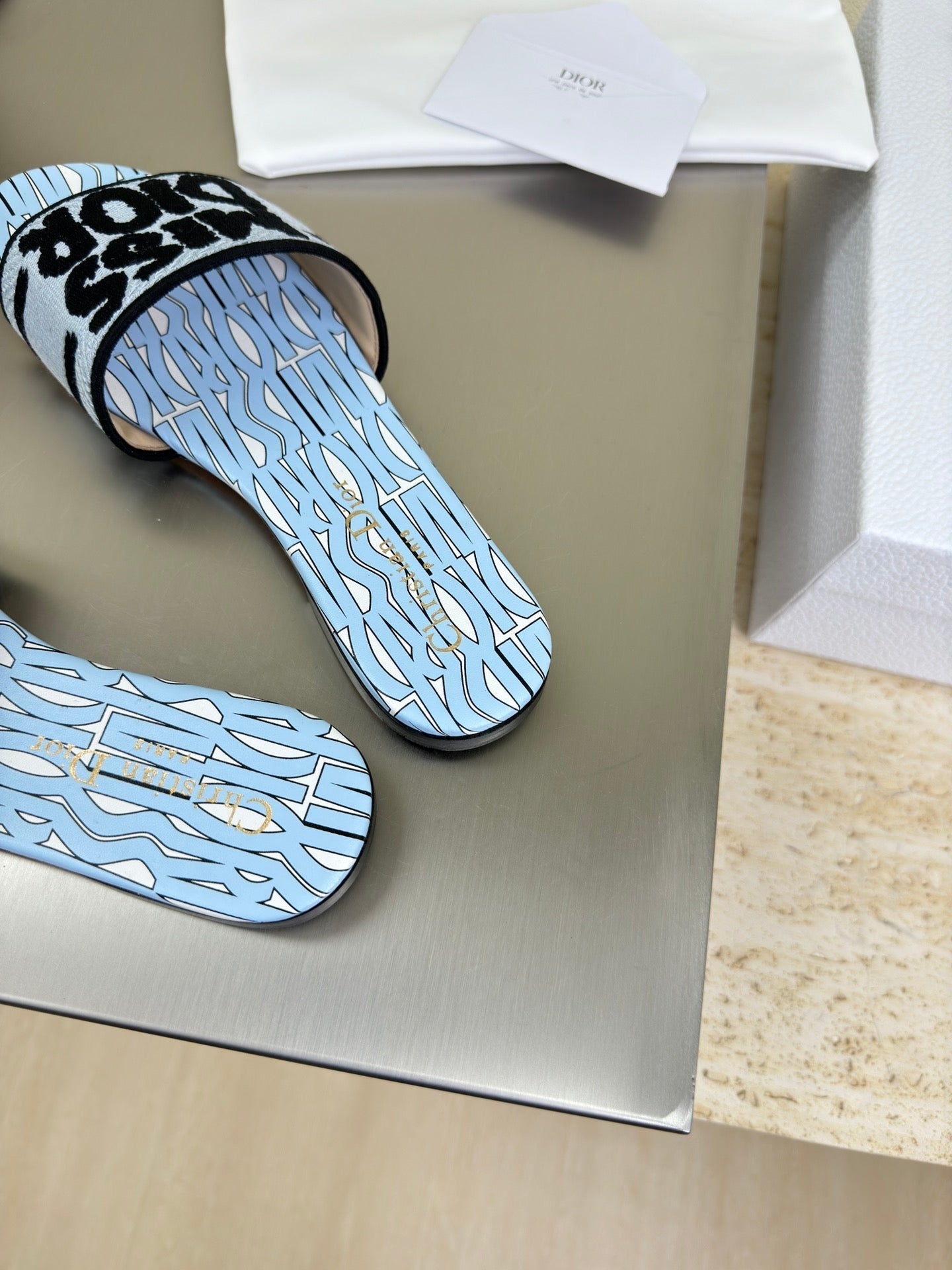 DIOR DWAY SLIDE EMBROIDERED COTTON AND POWDER BLUE MISS  ALLOVER MOTIF