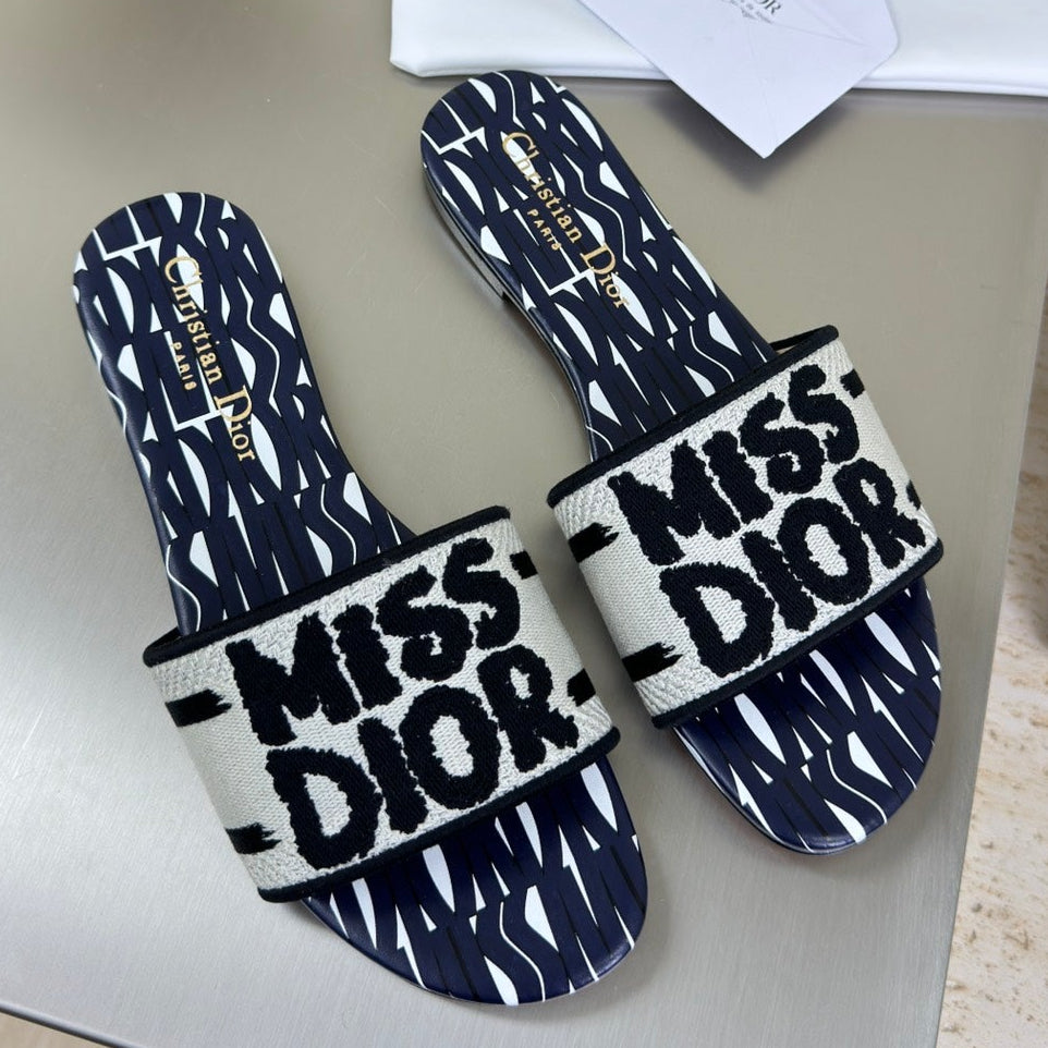 DIOR DWAY SLIDE EMBROIDERED COTTON AND NAVY BLUE MISS  ALLOVER MOTIF