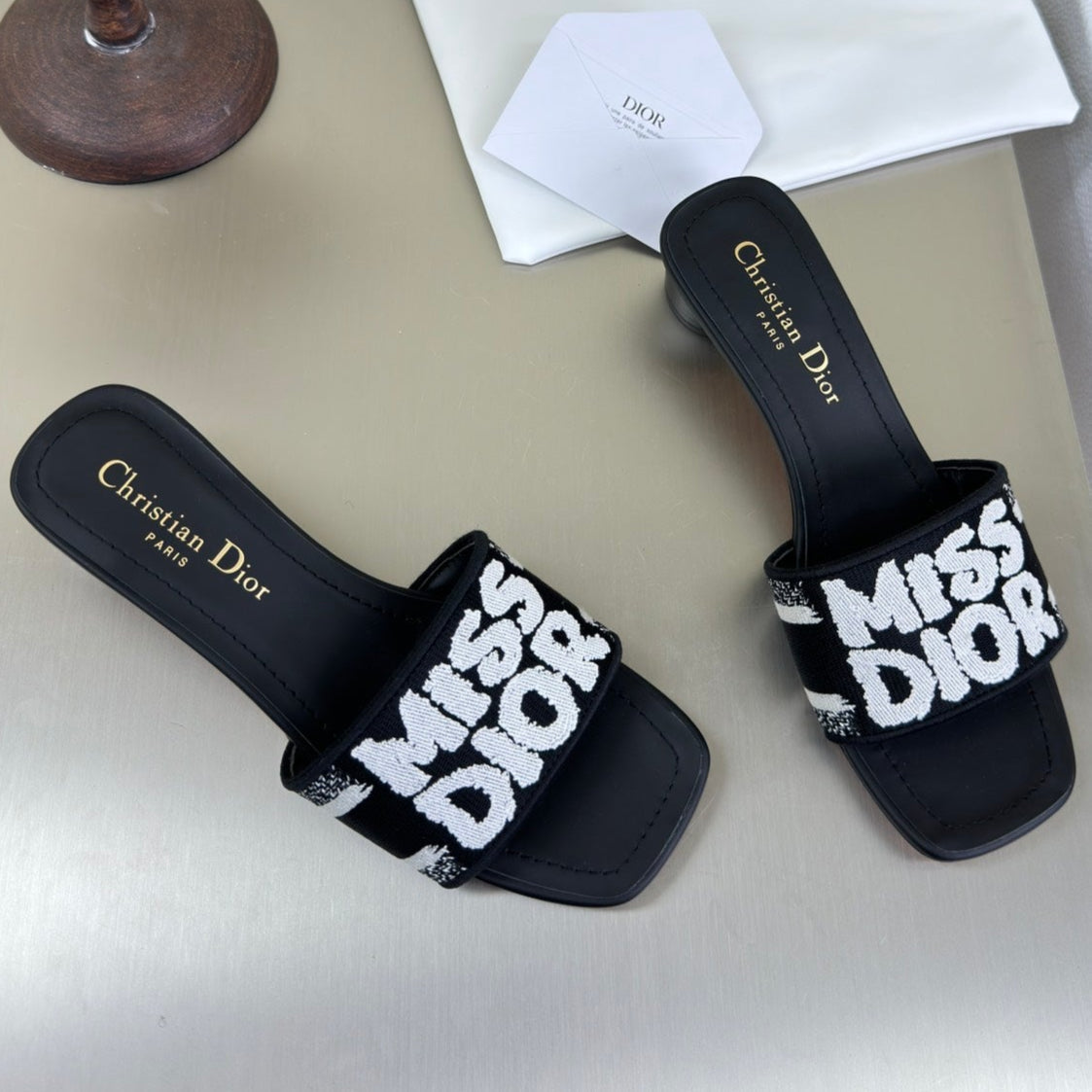 DIOR DWAY HEELED SLIDE EMBROIDERED COTTON AND BLACK MISS  ALLOVER MOTIF 35 MM