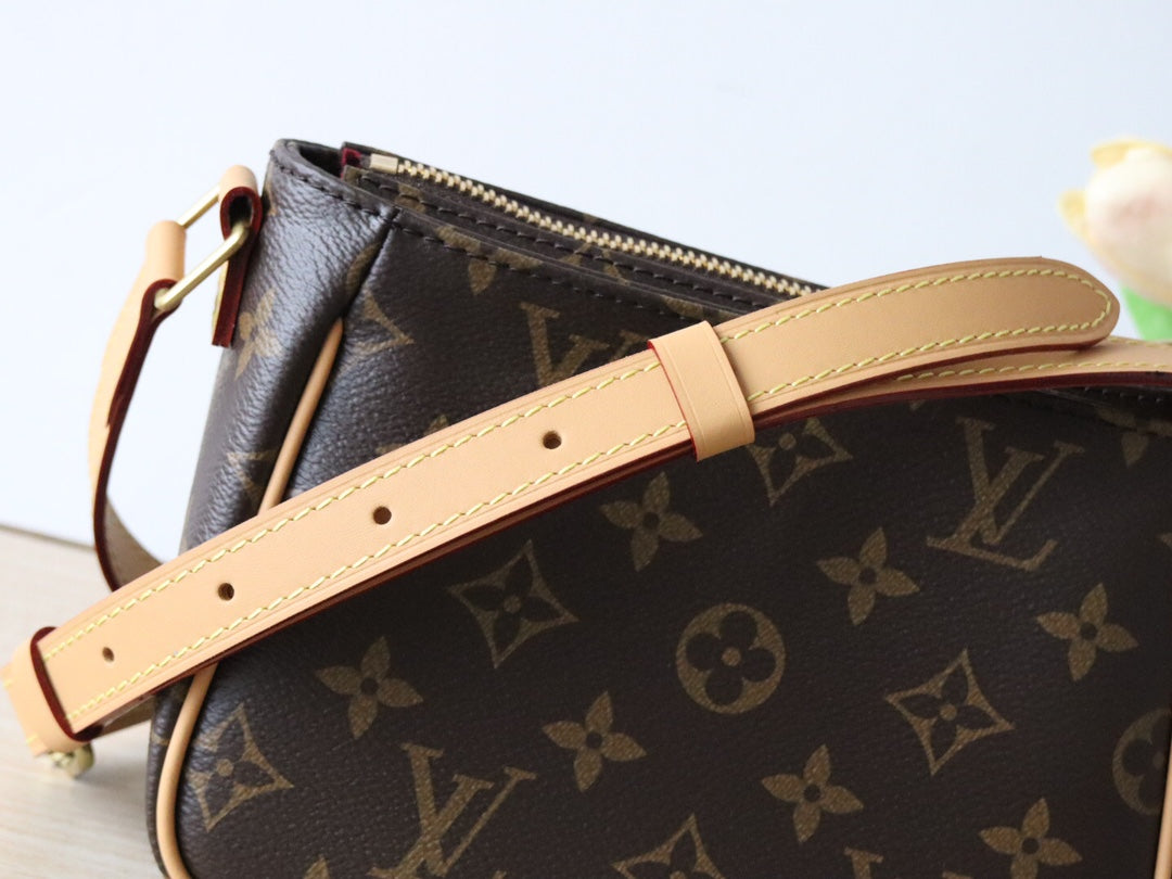 LOUIS VUITTON LV 25S SHOULDER BAG 19 IN BROWN MONOGRAM CALFSKIN GOLD HARDWRE