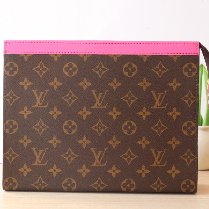 LOUIS VUITTON LV 25S POCHETTE VOYAGE 26 IN PONDICHERY PINK MONOGRAM MACASSAR COATED CANVAS