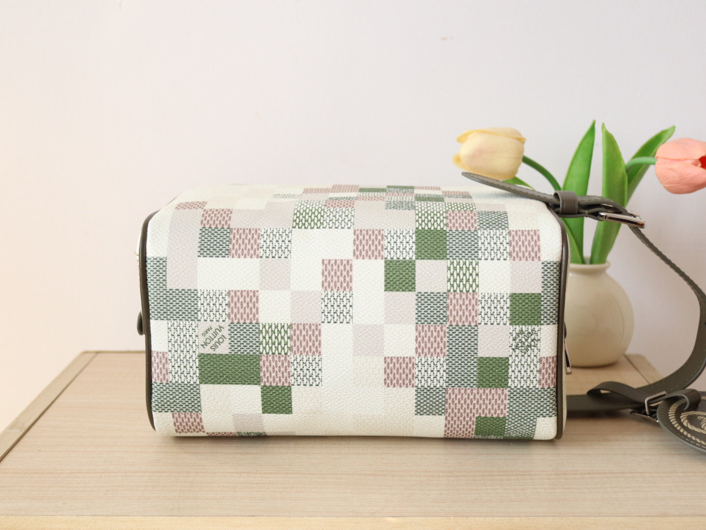 LOUIS VUITTON LOCKER DOPP KIT 23 IN KHAKI DAMOFLAGE COATED CANVAS