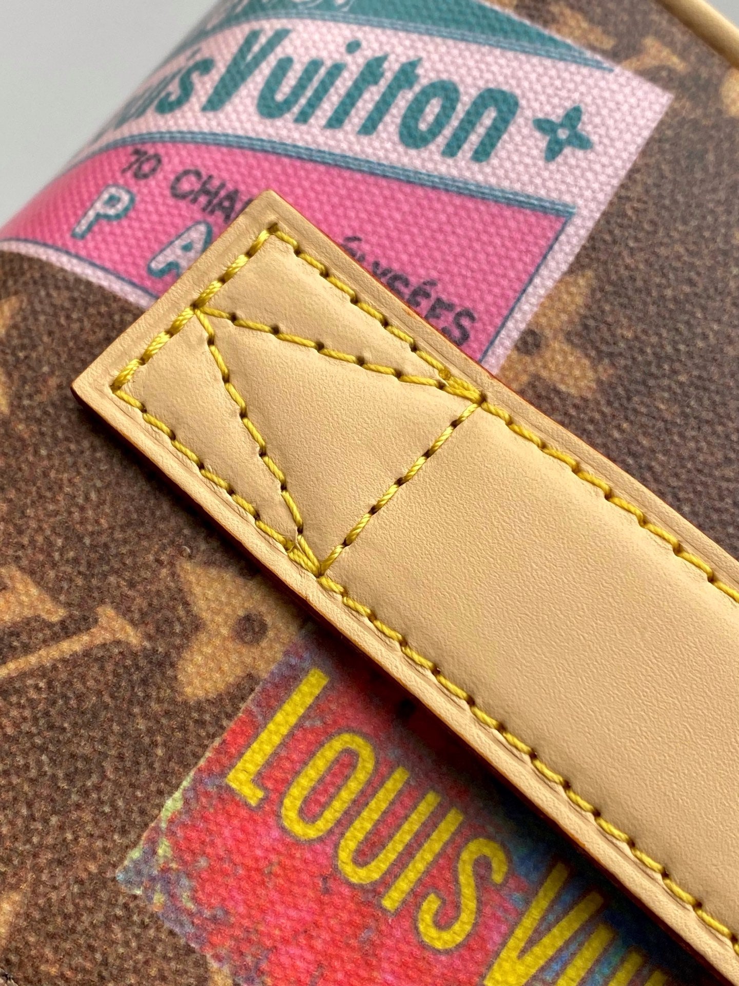 LOUIS VUITTON COMPARTMENTS 24 IN BROWN MONOGRAM CANVAS WITH GOLD LOCK
