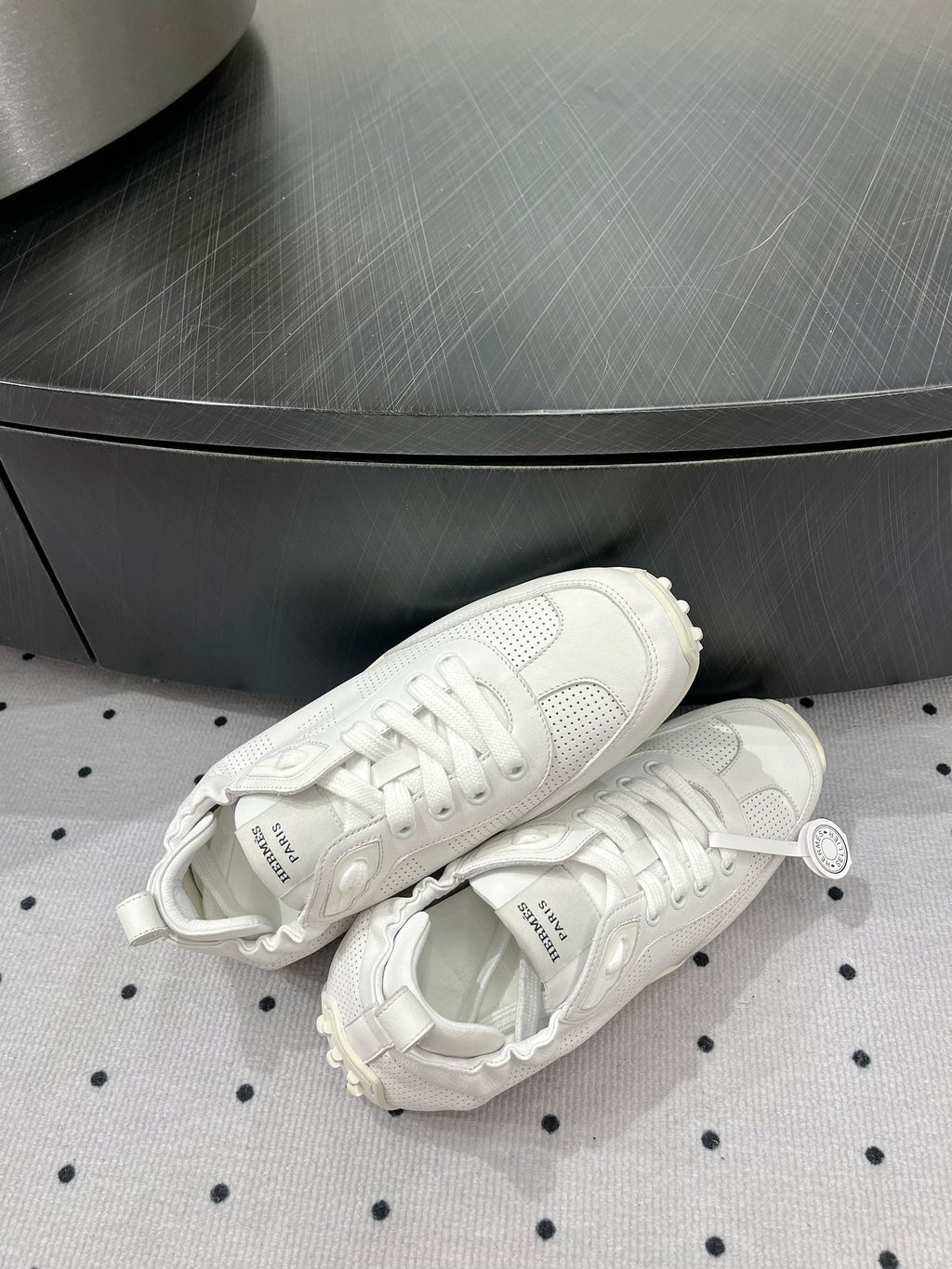 HERMES TRAIL SNEAKER IN WHITE CALFSKIN