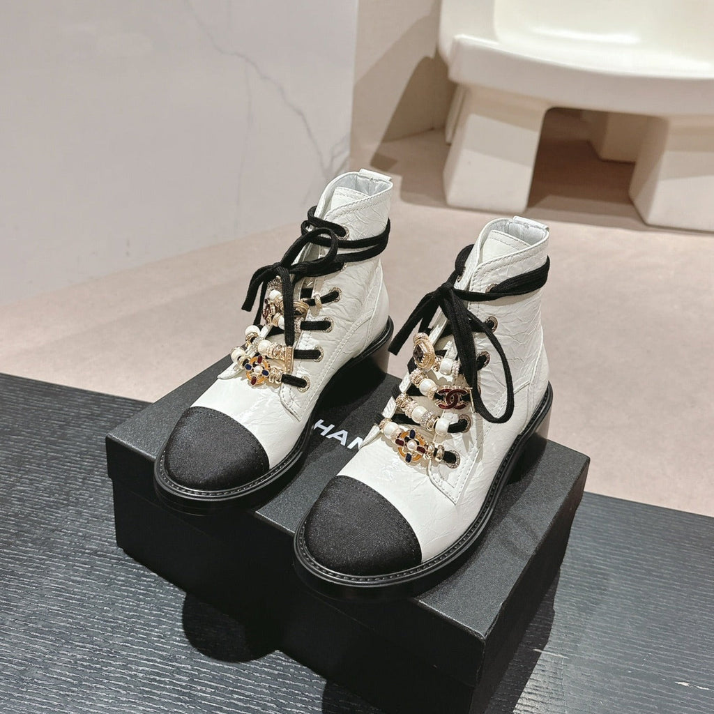 CHANEL OXFORD SHORT BOOTS WHITE MIX BLACK SHEEPSKIN