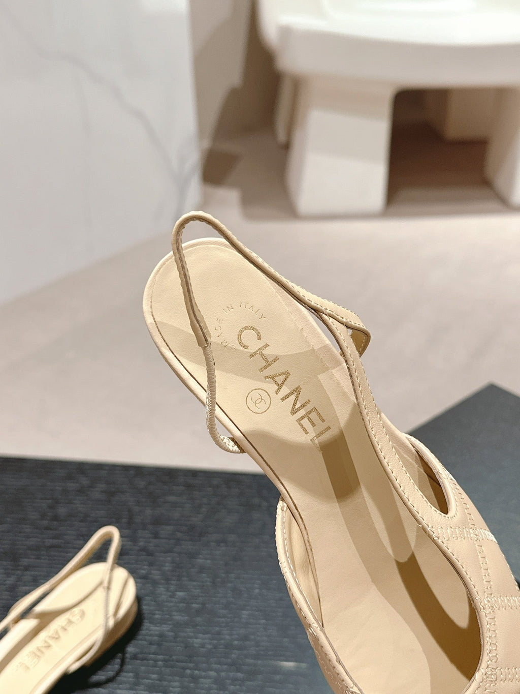 CHANEL SLINGBACKS IN BEIGE CREAM LAMBSKIN AND BLACK SATIN