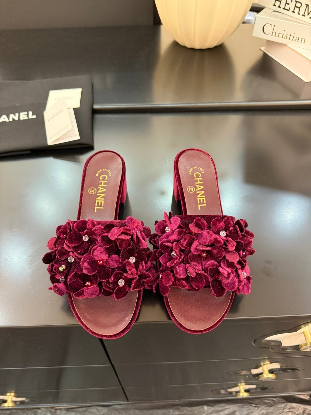 CHANEL MID HEEL 45 MM MULE IN PLUM PURPLE VELVET