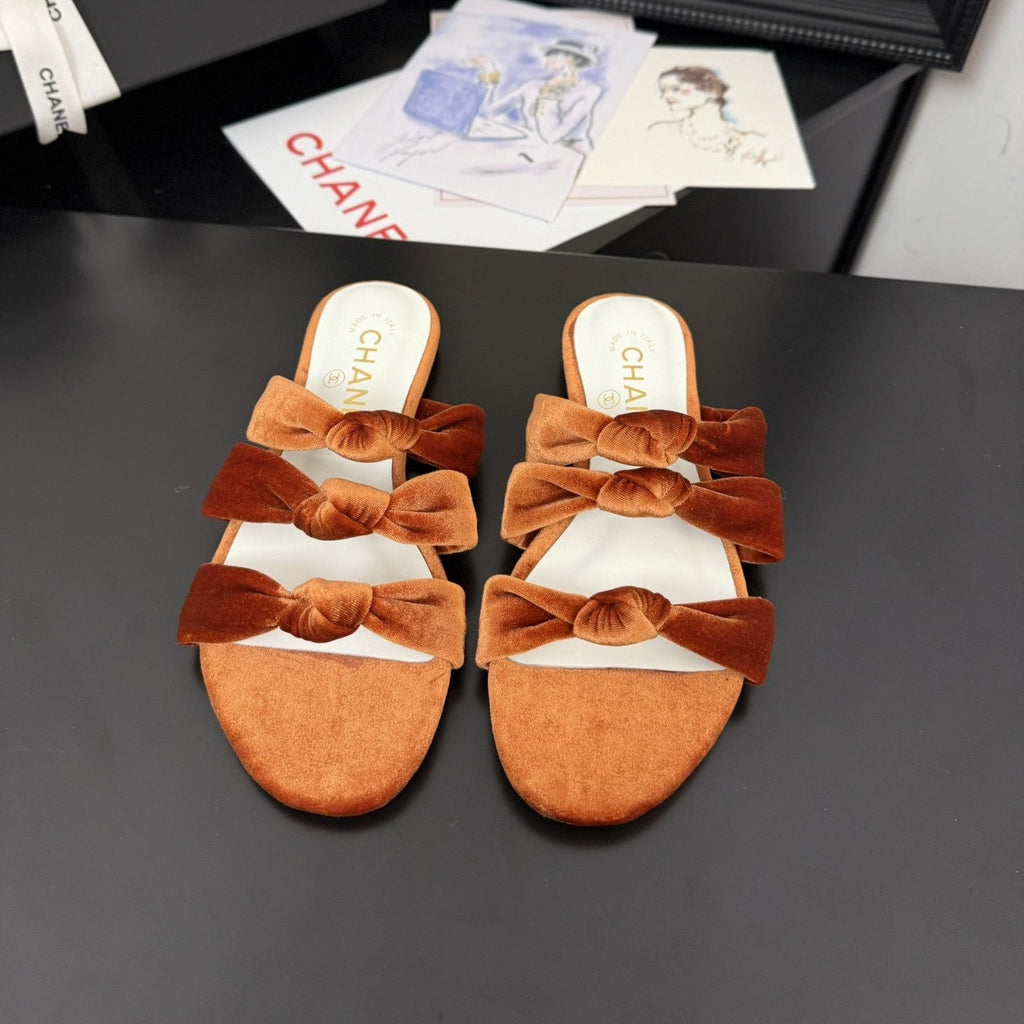 CHANEL 25C Three Strap Mule Pumpkin Velvet fabric 233560