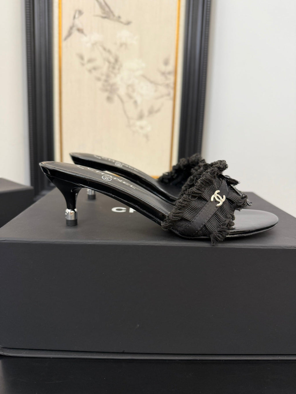 CHANEL BLACK GROSGRAIN CANVAS BOW MULE SANDALS 65 MM