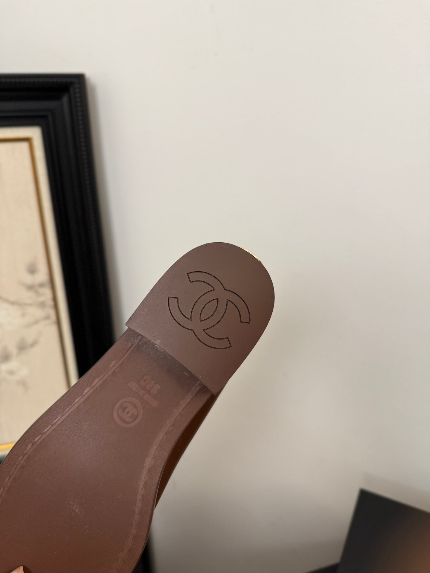 CHANEL 25C Moasins Brown Patent Leather