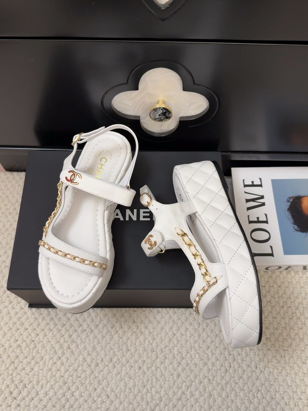 CHANEL THICK-SOLED SANDALS 55 MM IN WHITE CALFSKIN