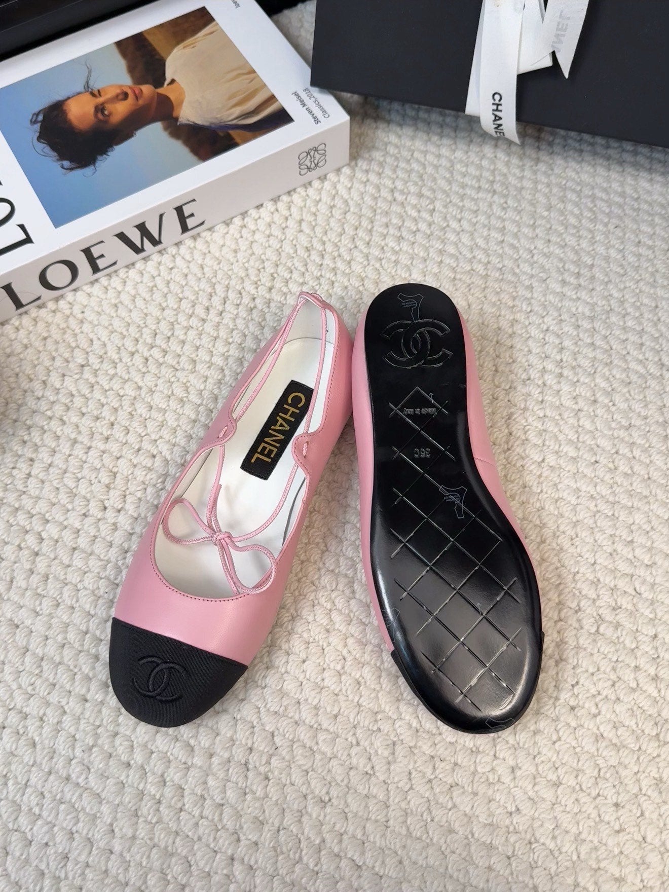CHANEL FLAT MARY JANE PUMPS IN BABY PINK LAMBSKIN MIX BLACK FABRIC