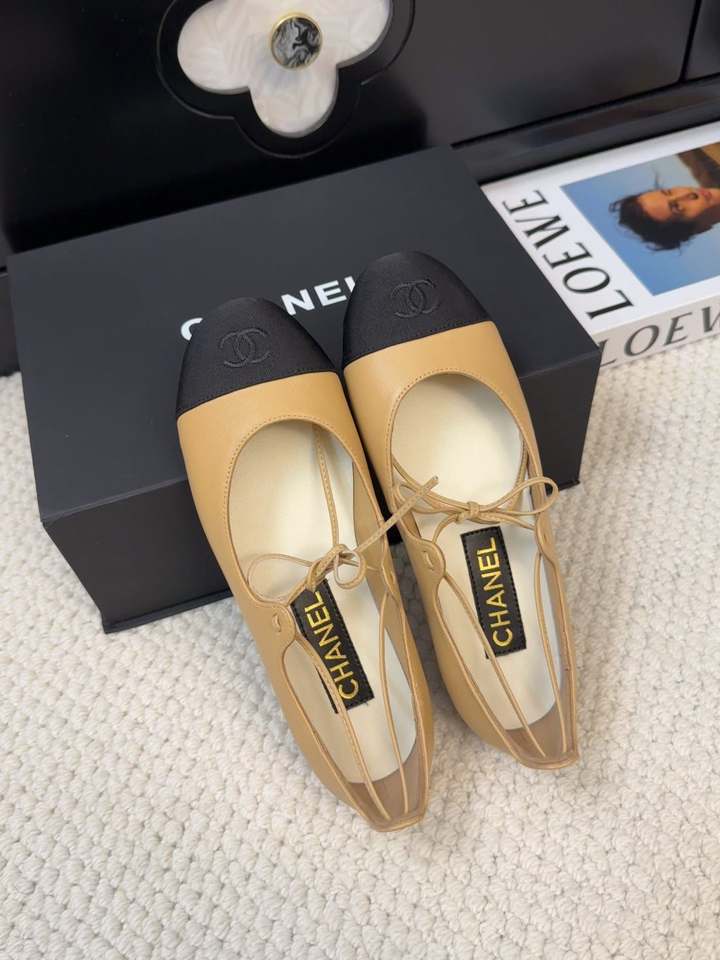 CHANEL FLAT MARY JANE PUMPS IN SUN YELLOW LAMBSKIN MIX BLACK FABRIC