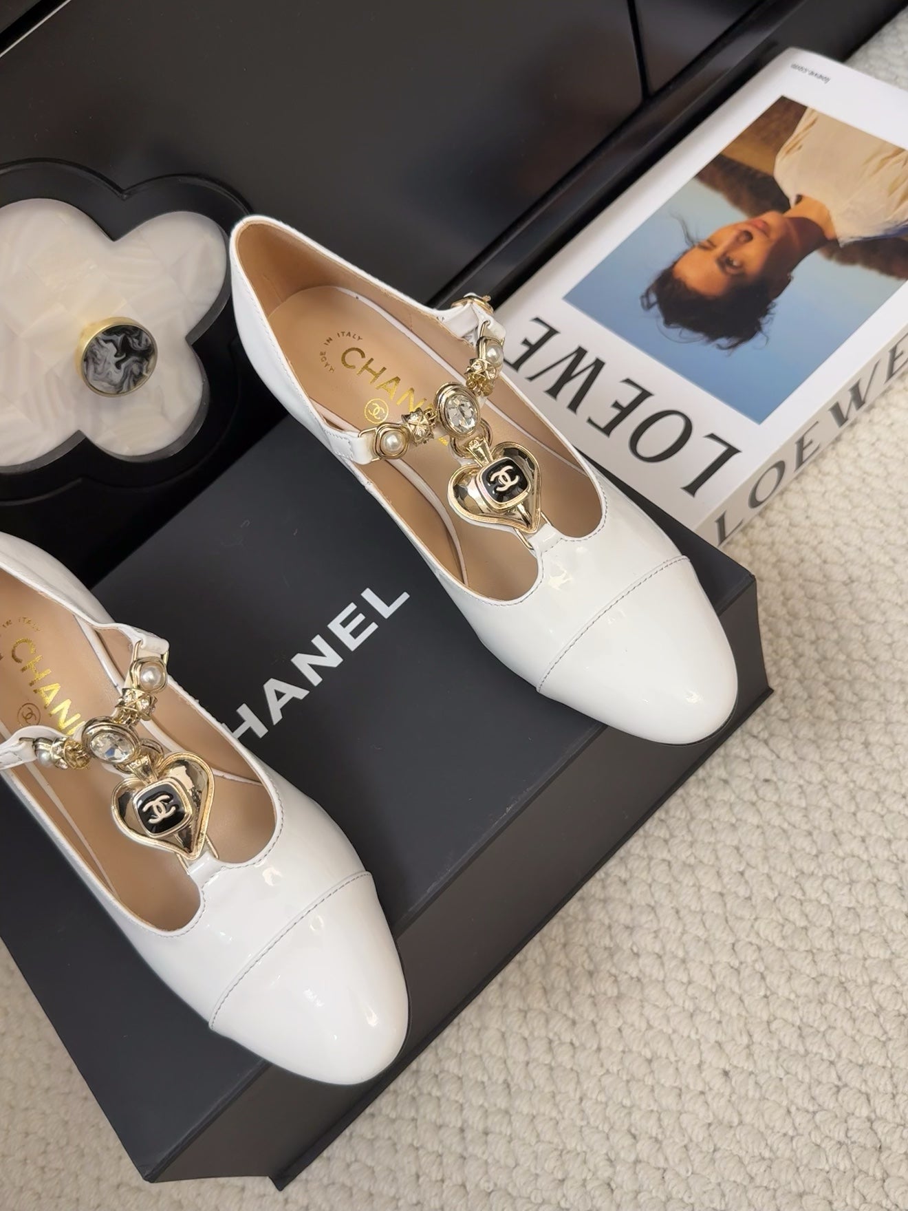 CHANEL MARY JANE SHOES IN WHITE PATENT CALFSKIN 55 MM