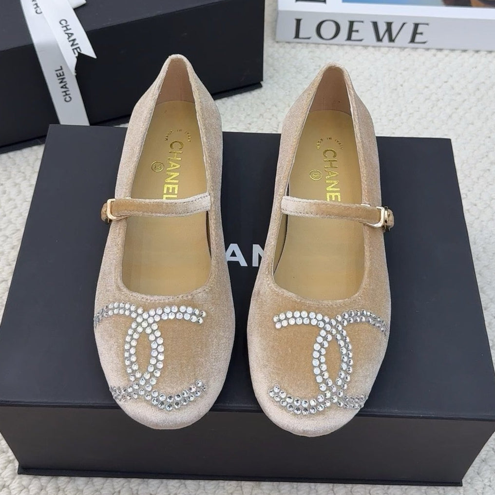 CHANEL MARY JANE SHOES IN SAND BROWN VELVET WITH CRYSTALS LOGO