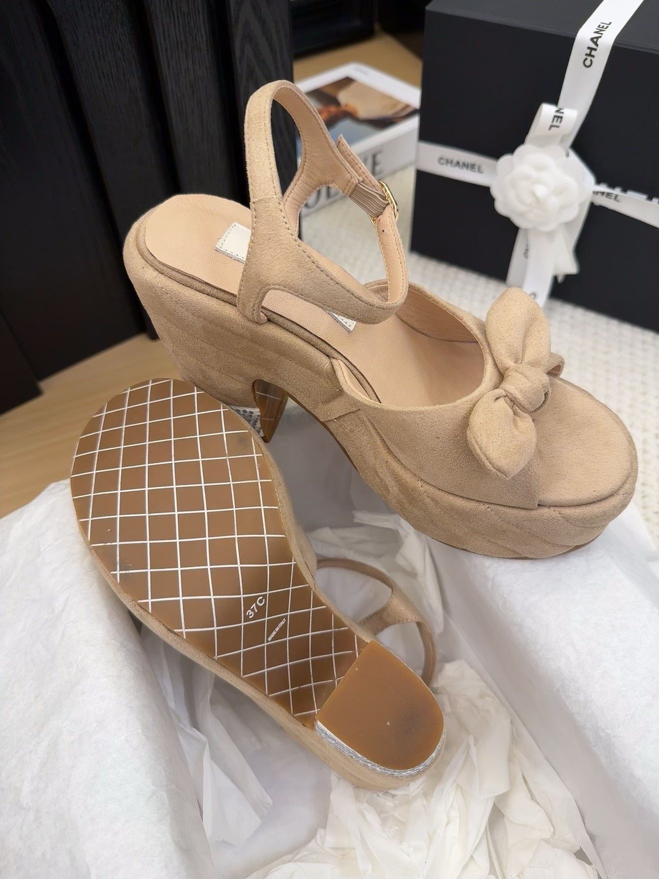 CHANEL HIGH 12 CM PLATFORM SANDALS IN CAMEL BEIGE SUEDE