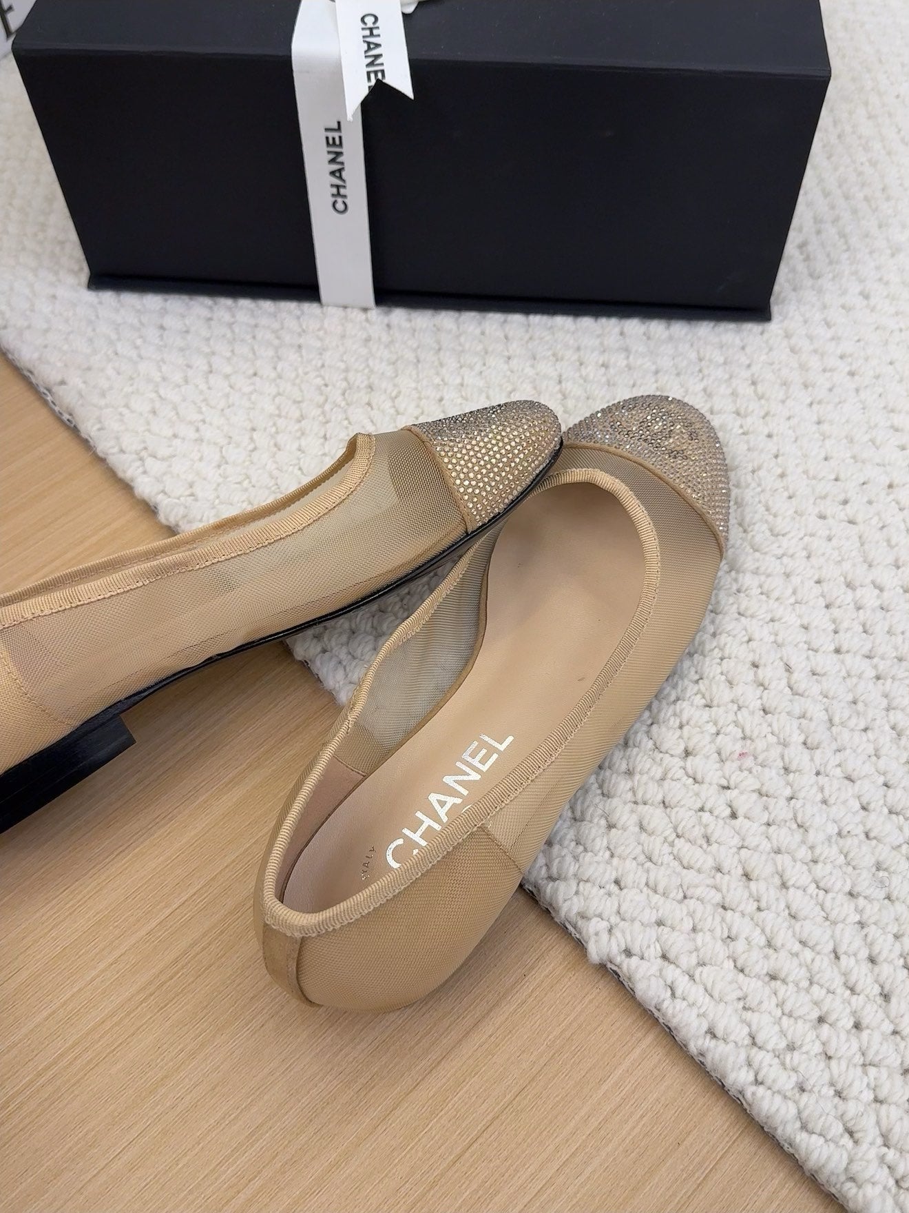 CHANEL BALLET FLAT IN CAMEL BEIGE FABRIC AND MESH WITH CRYSTALS