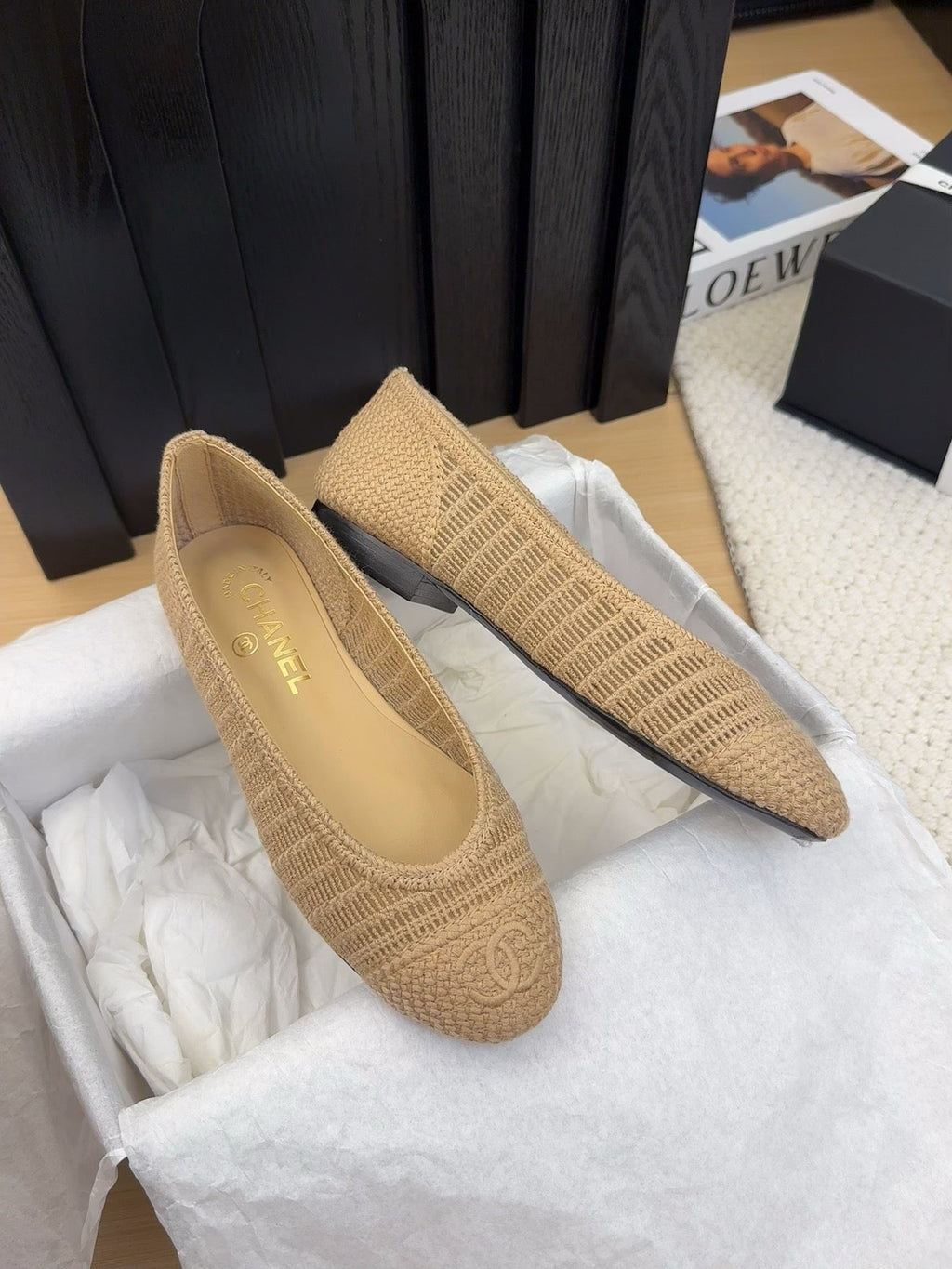 CHANEL BALLERINAS IN PEANUT BROWN RAFFIA