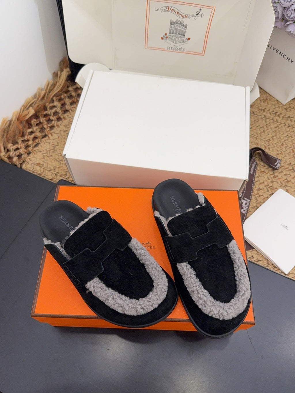 HERMES 25S MULE IN BLACK SUEDE MIX GREY SHEARLING
